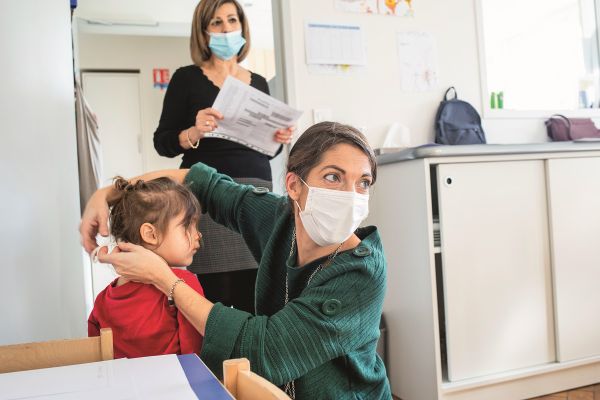 Petite Enfance Am Liorer La Qualit Ducative Par La Concertation