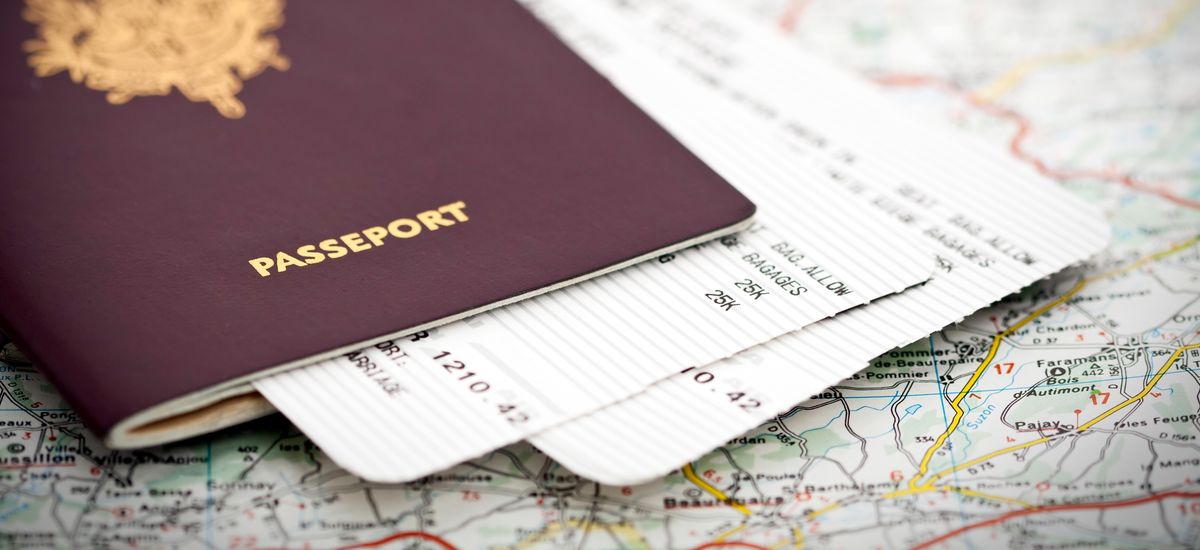 Passeports et billets d'avion