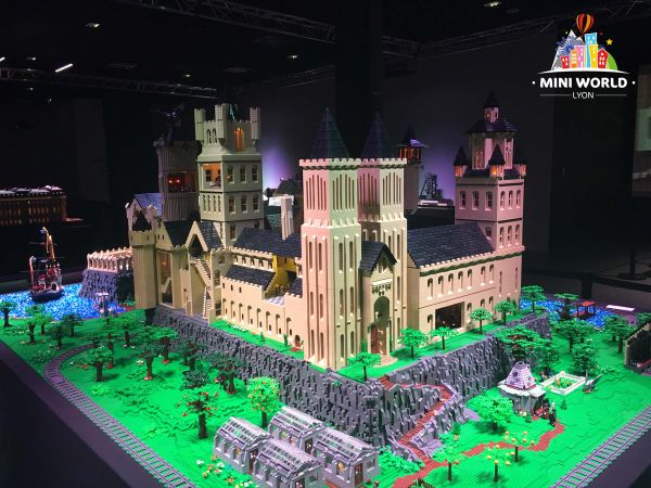 Harry Potter se fait tout petit au Mini World de Lyon - Bus u0026 Car -  Tourisme de Groupe