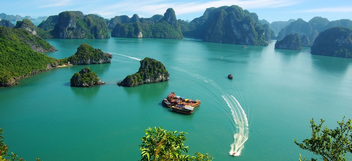 Picturesque sea landscape. Ha Long Bay,  Vietnam