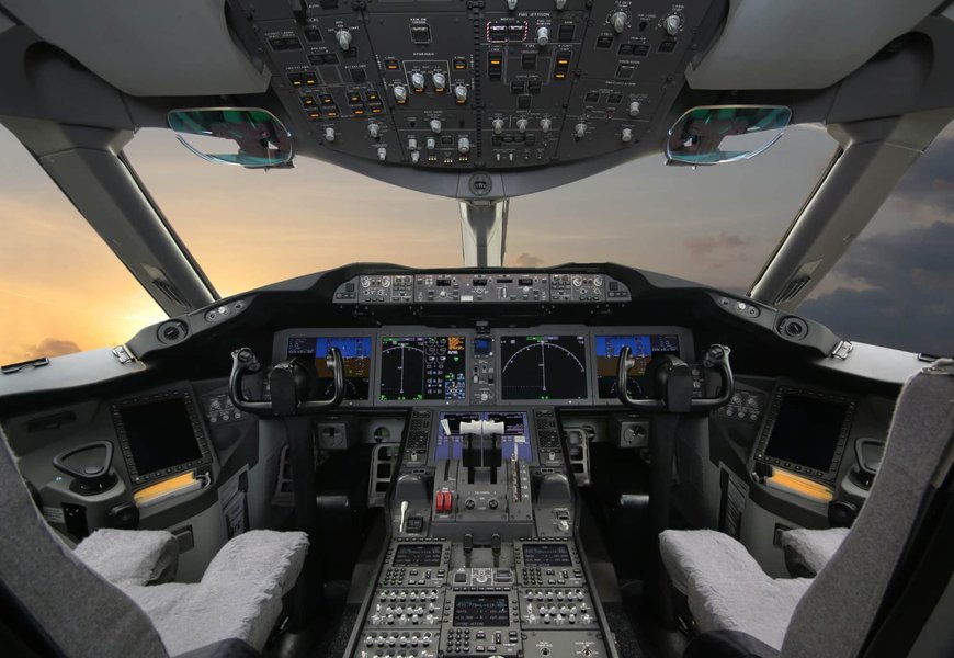 2045 : L'A390, l'aile volante sans pilote d'Airbus, décolle