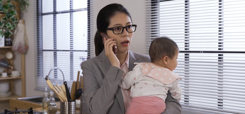 asian mother taking leave from work to look after kid is speakin