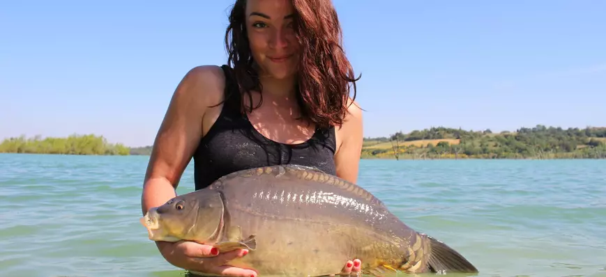 Comment faire apprécier la pêche à votre femme ?