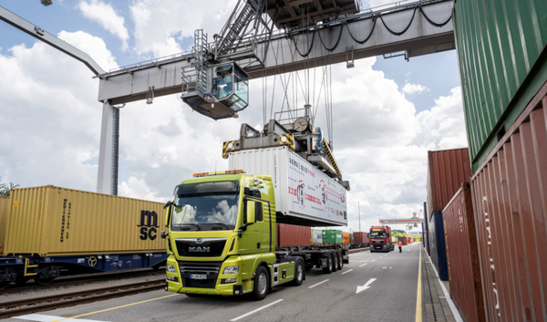 Kombinierter Verkehr: Anita optimiert den Containerumschlag mit autonomen Lkw