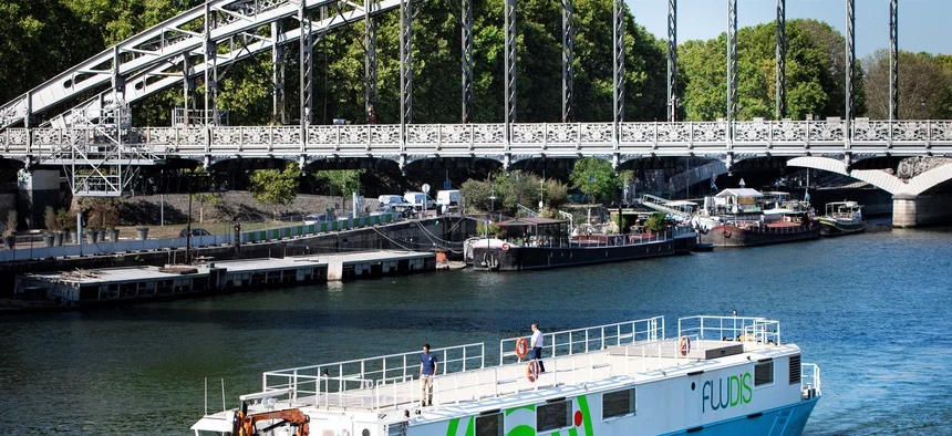 Fludis va passer de 1 à 3 bateaux-entrepôts sur la