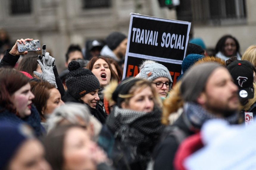 FRANCE-SOCIAL-SERVICES-PROTEST