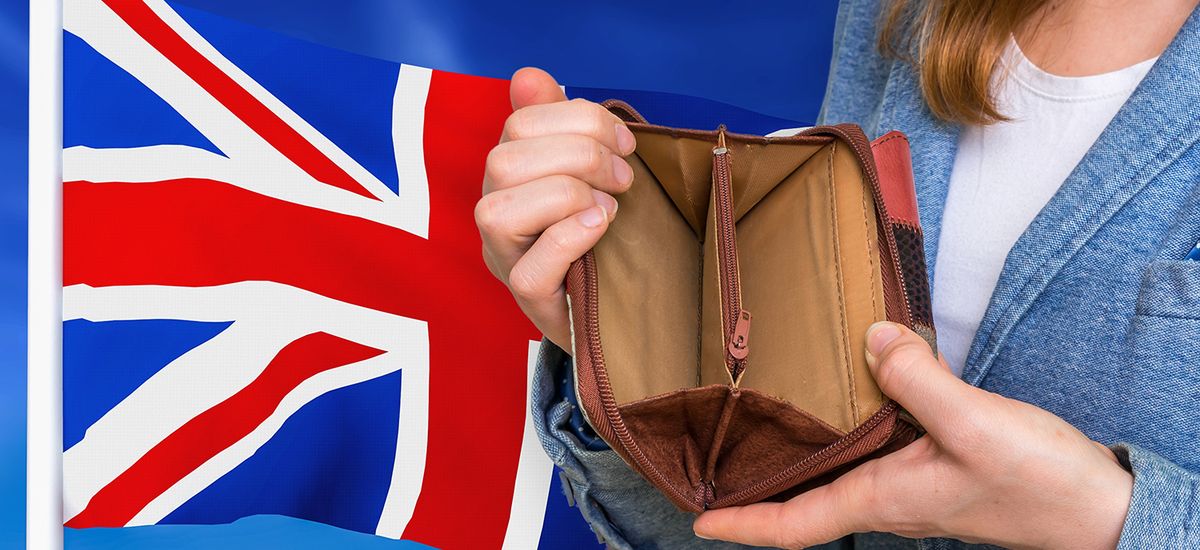 Poor person with empty wallet in United Kingdom
