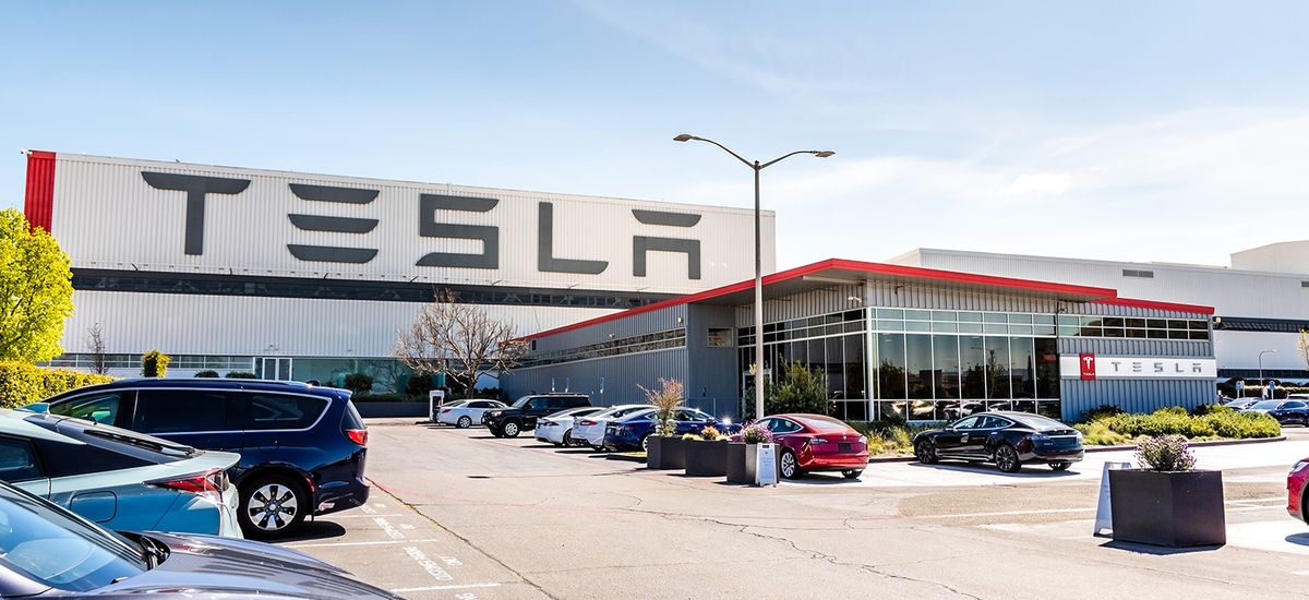 Tesla accusée de maltraiter des ouvriers dans la construction de son usine texane