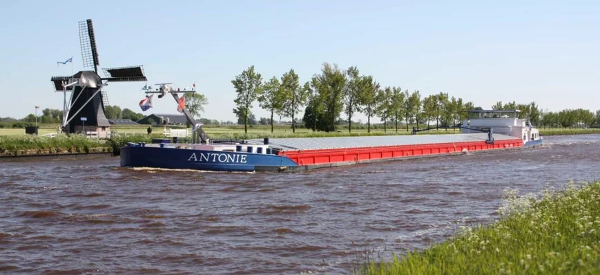 Pays-Bas : un premier bateau à l’hydrogène opérati