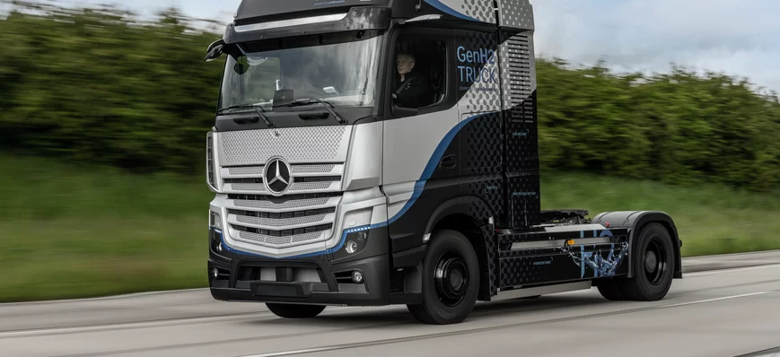 Le Mercedes GenH2 Truck autorisé sur route en Alle