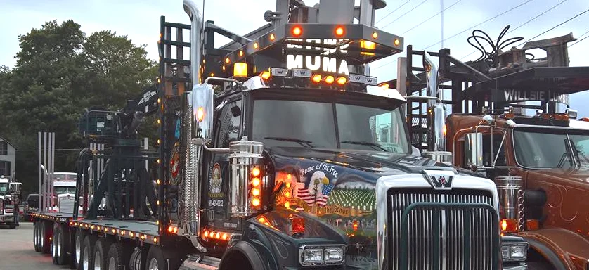 Grumiers du Michigan : les camions décorés sortent