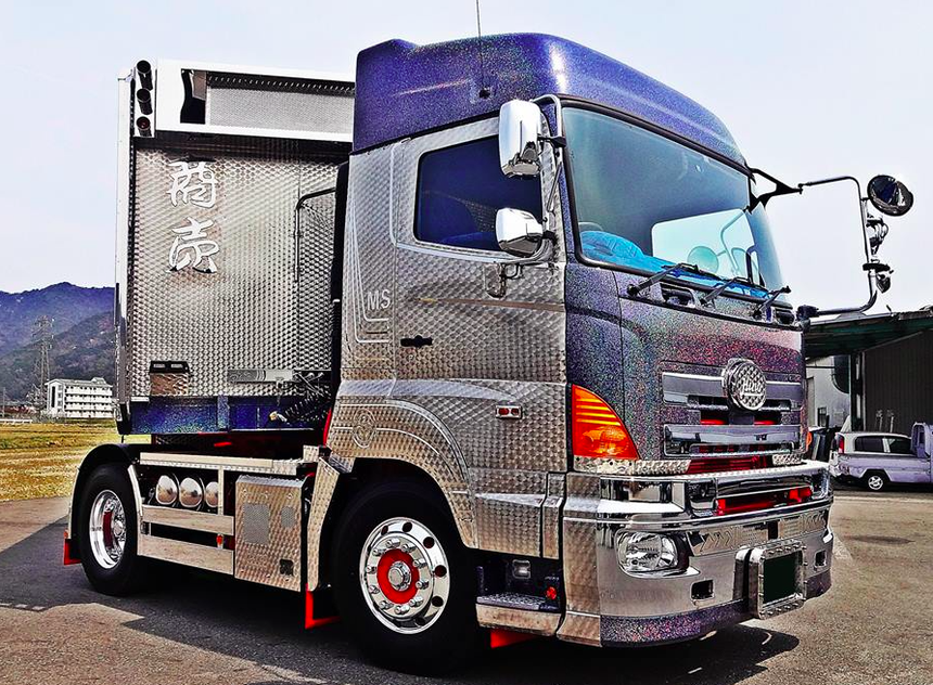 Camions de l'extrême : le tuning nippon - FranceRoutes