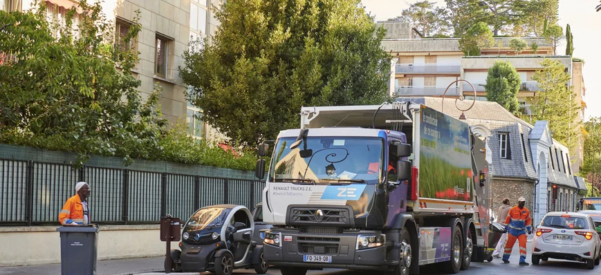 Dix Renault électriques pour les déchets de Neuill