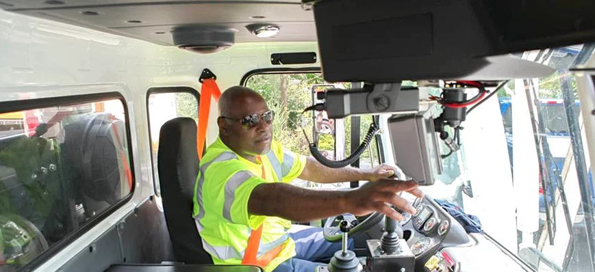 Camion-mystère : beaucoup de commandes pour une mê