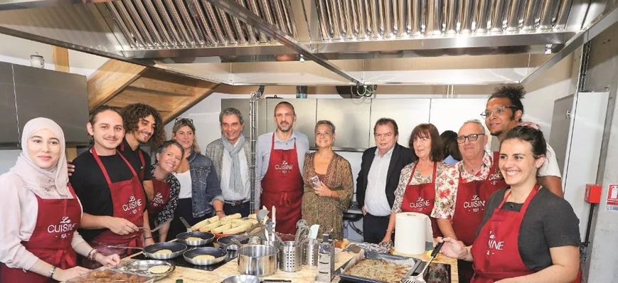 Solidarités : à Marseille, une cuisine pour celles