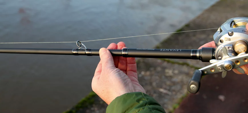 Test de la canne casting F9-85C, de Megabass