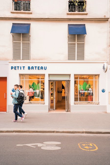 Inflation, manque de clients en centre-ville : la boutique « Petit Bateau »  ferme