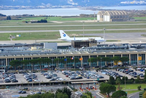 Les vols passagers ont déserté le tarmac des aéroports © AMP