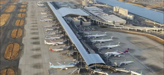 Vinci emporte la concession de sept aéroports au B