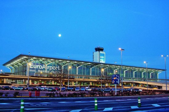L'aéroport de Bâle-Mulhouse pourrait devenir à terme uniquement français © Euroairport