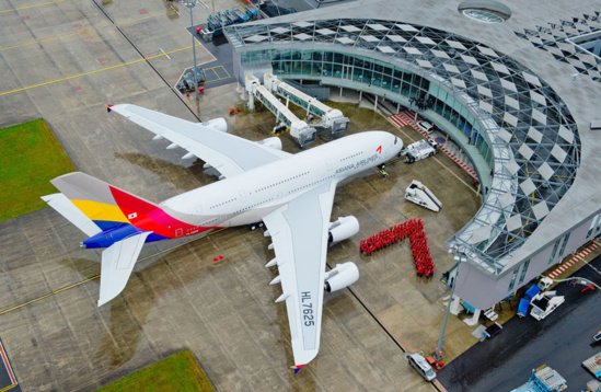 Le premier A380 livré à Asiana Airlines © Airbus