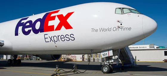 FedEx prudent en raison des tensions commerciales 