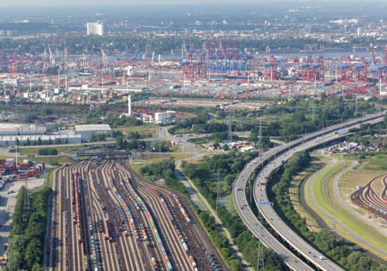 Les pré et post-acheminements ferroviaires sont en forte hausse dans le premier port européen de la spécialité © HHM