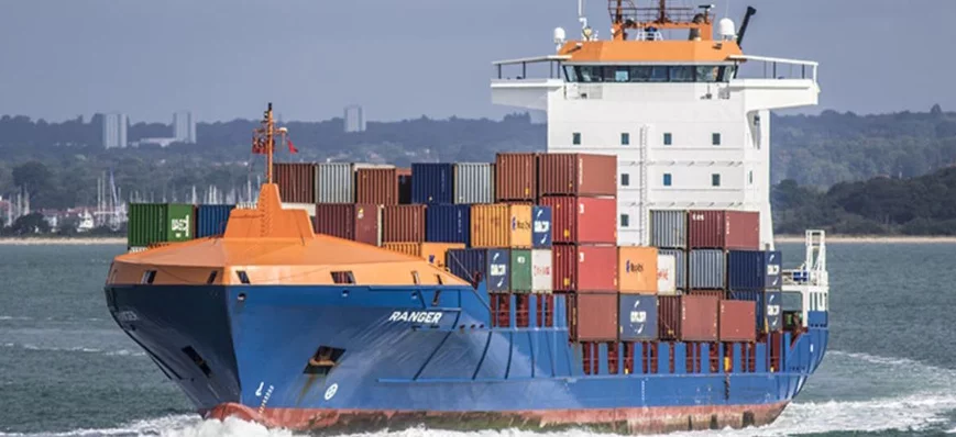 MPC Containers : 15 navires affrétés à 13 035 $/j