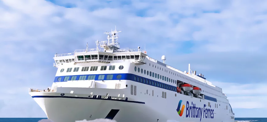 Brittany Ferries : un ferry hybride GNL entre Sain