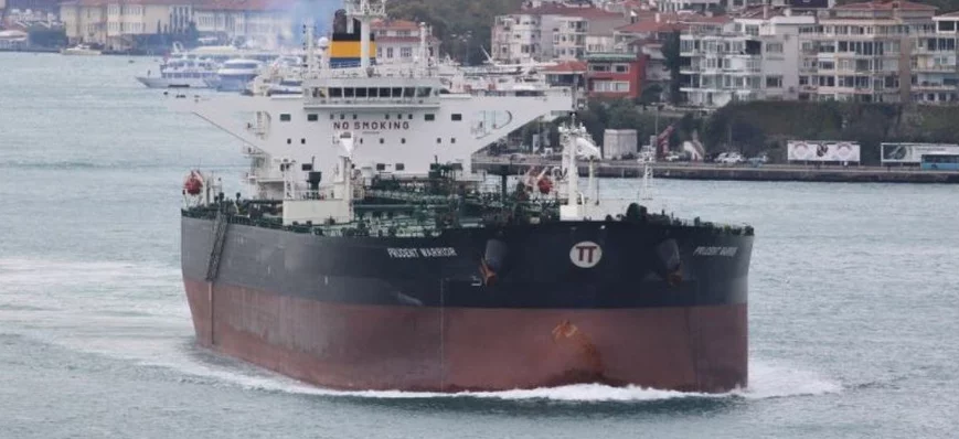 Deux pétroliers grecs saisis par les forces iranie