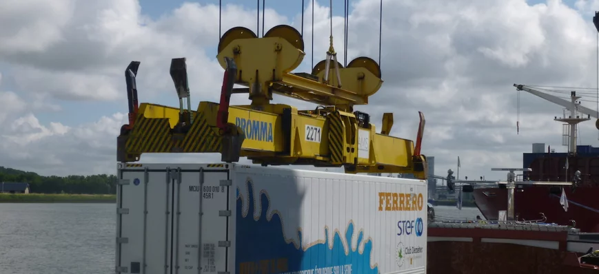 Ferrero en mode fluvial entre Rouen et Gennevillie