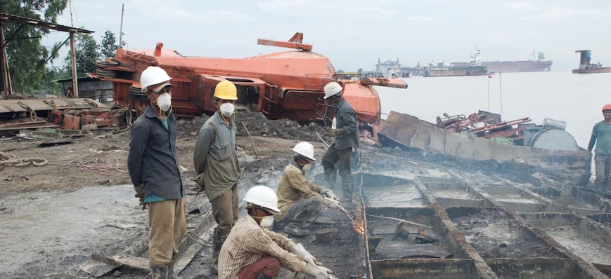 Recyclage des navires : la tonne de ferraille s'af