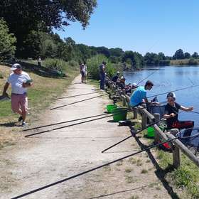 Carnassiers, carpes, truites... des stages en Vendée toute l'année