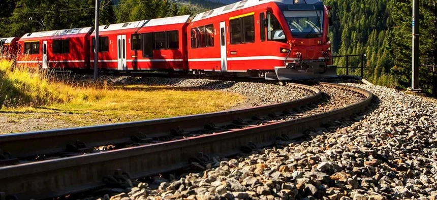 En Suisse, le rail stagne, mais garde nettement la