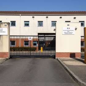 Centres de rétention administrative : hausse des enfermements en 2022