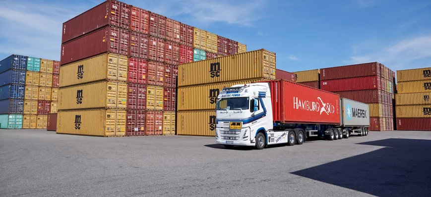 Volvo Trucks teste un camion électrique de 74 tonn