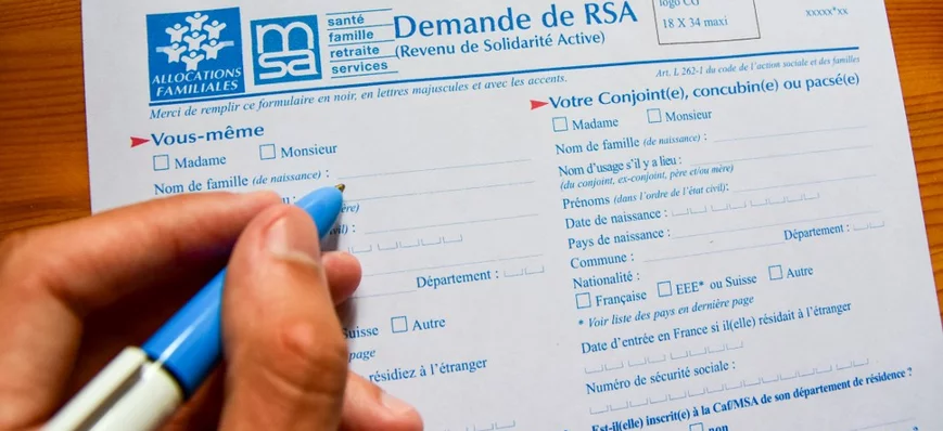 Moins d'allocataires du RSA et plus de bénéficaire