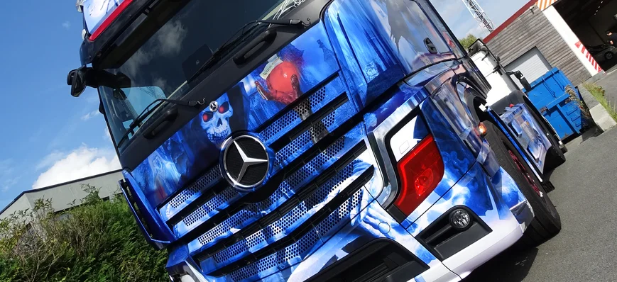 24 Heures Camions : Daimler Truck expose sur 1 000