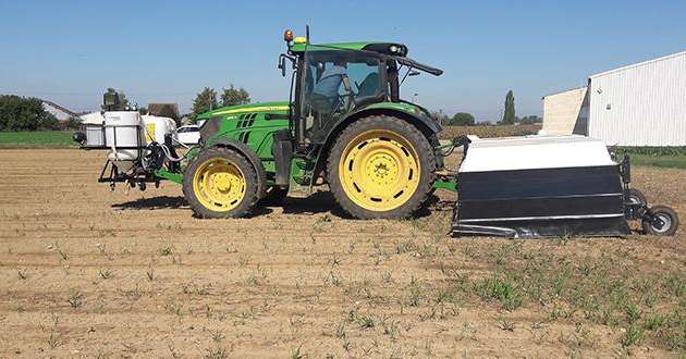 Les essais ont été réalisés à l'automne 2021 sur une parcelle d’oignons de 3 hectares dans le Loiret. © Ecorobotix