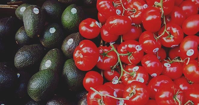 Interfel demande un report de l'interdiction des étiquettes adhésives sur les fruits et légumes frais. Photo : kamila cellary/EyeEm/Adobe Stock