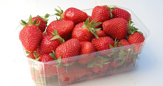 Photo : apatchi/ Adobe Stock En janvier, les magasins du Groupe Carrefour ne proposeront pas de fraises.