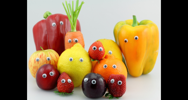Pendant la période de confinement, occupez vos enfants avec des activités vitaminées, sur les fruits et légumes ! Photo : UncleSam/Adobe stock