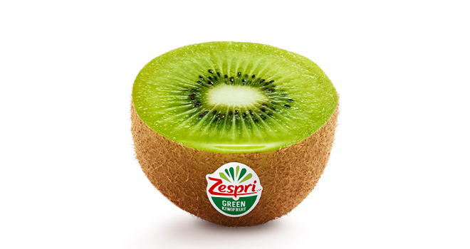 Le logo est revisité avec l'utilisation d'un éventail vert, inspiré par la coupe transversale d'un kiwi avec différentes nuances de reflets, et la marque en rouge, "reflétant l'énergie et le dynamisme de la marque Zespri". Photo : DR 