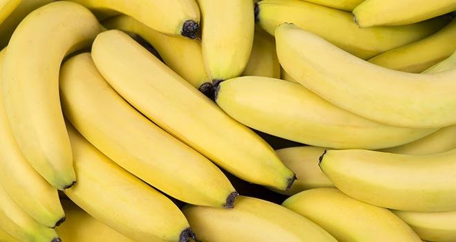 L'Apeb dénonce l’ouverture de la Commission européenne à une possible renégociation à la baisse des tarifs douaniers sur les importations de bananes en provenance de pays tiers. Photo : Misko Kordic/Adobe stock