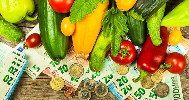 Alors que les revenus agricoles se sont améliorés en 2017, les filières fruits et légumes, elles, enregistrent un recul de leur revenu. Photo : martinfredy/Fotolia 