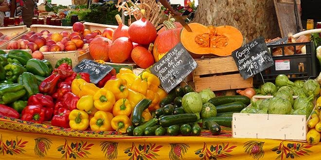 L’Observatoire du commerce de détail spécialisé en fruits et légumes frais se penche, chaque année, sur la population des détaillants spécialisés en fruits et légumes, en magasin et sur marché. Photo : Fotolia