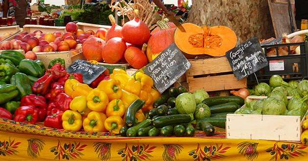 L’Observatoire du commerce de détail spécialisé en fruits et légumes frais se penche, chaque année, sur la population des détaillants spécialisés en fruits et légumes, en magasin et sur marché. Photo : Fotolia