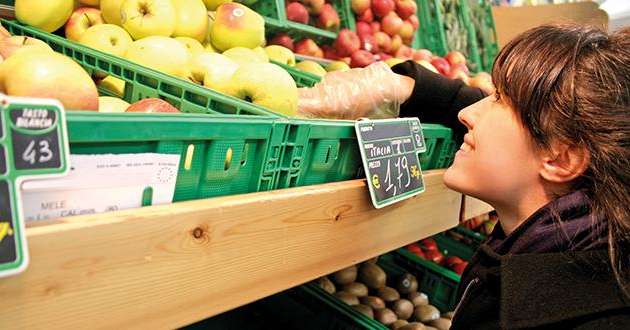 Les distributeurs du secteur alimentaire ne pourront plus rendre leurs invendus impropres à la consommation. Photo: Fotolia