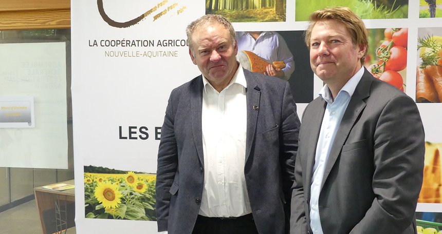 Denis Baro (à droite), président de La Coopération agricole Nouvelle-Aquitaine, aux côtés de Philippe Sommer, son délégué régional. Photo : Fanny Laison
