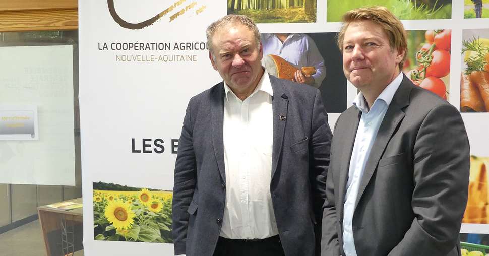 Denis Baro (à droite), président de La Coopération agricole Nouvelle-Aquitaine, aux côtés de Philippe Sommer, son délégué régional. Photo : Fanny Laison